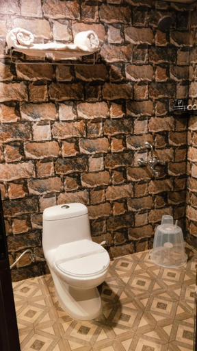 Bathroom 4, HYDERS PARK - THE LUXURY HOTEL, Dindigul