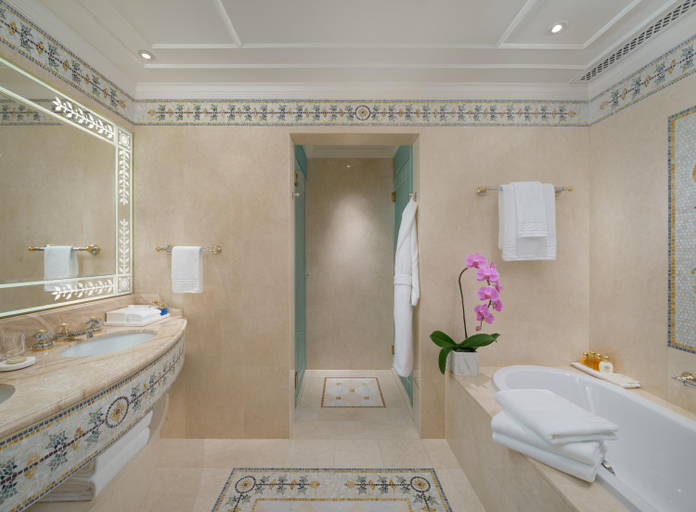 Bathroom 5, Palazzo Versace Macau, Macao