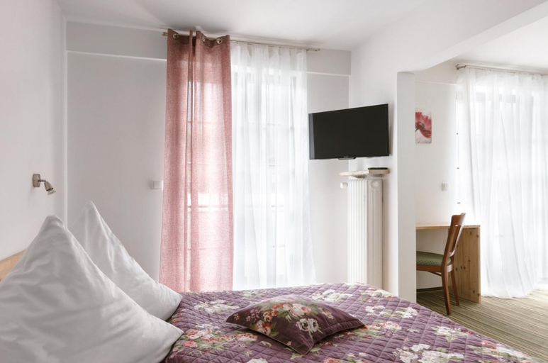 Bedroom, Gasthof Hohenrain, Garmisch-Partenkirchen