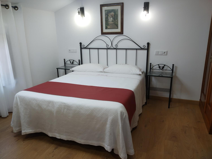 Bedroom 5, LAST 12K, A Coruña