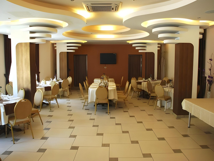 Food & Drinks 5, Nevis Wellness & Spa, Oradea