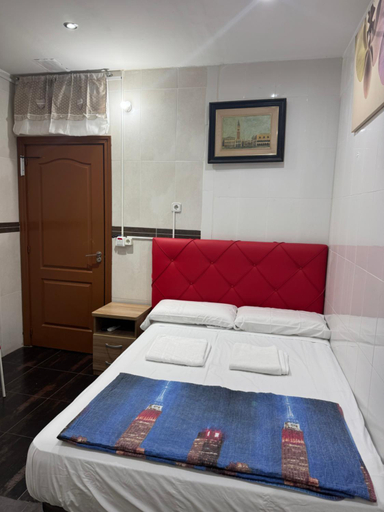 Bedroom 2, Hostal Granvia 628, Barcelona