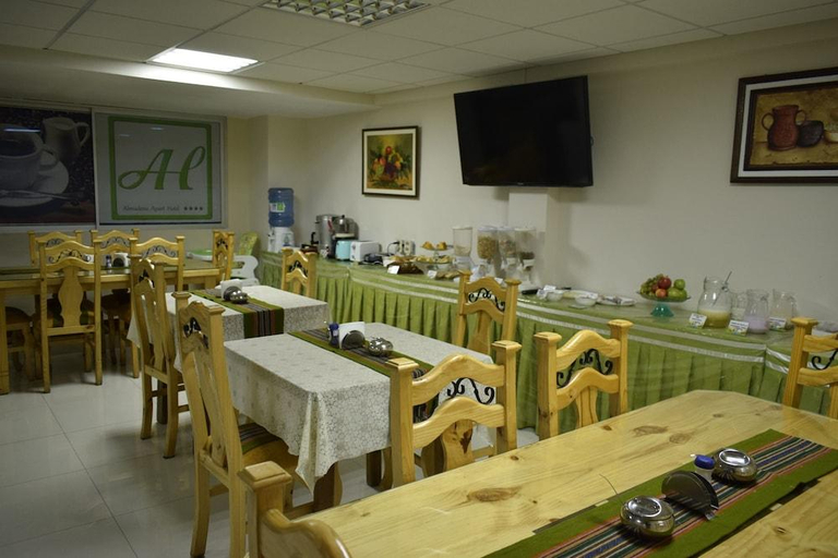 Food & Drinks 5, Almudena Apart Hotel, Pedro Domingo Murillo