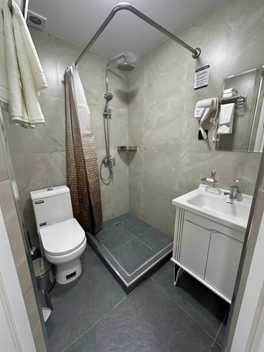Bathroom 3, Nifal Guest House, Samarkand