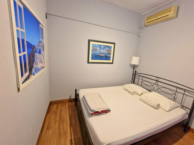 4, In the heart of Athens private rooms, Attica