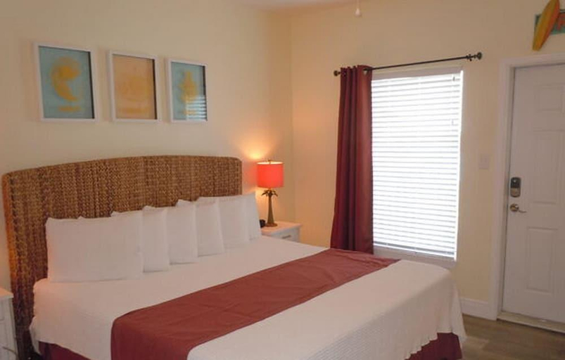 Bedroom 2, BEACHGATE CONDOSUITES AND MOTEL, Nueces