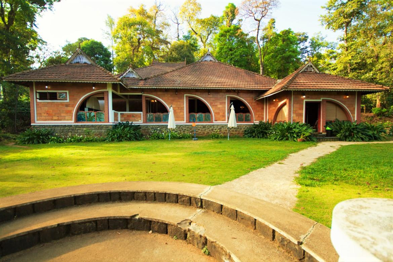 Food & Drinks 4, Misty Woods Resort, Kodagu