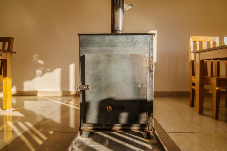 Fireplace, Kriday Villa, Kullu
