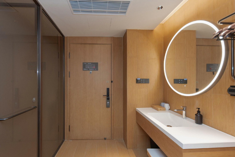 Bathroom 3, Ji Hotel Weifang Zhucheng Delis Century City, Weifang