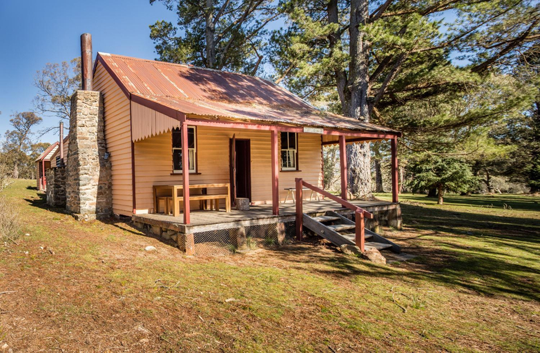 Exterior view 5, Currango Cottages, Cooma-Monaro