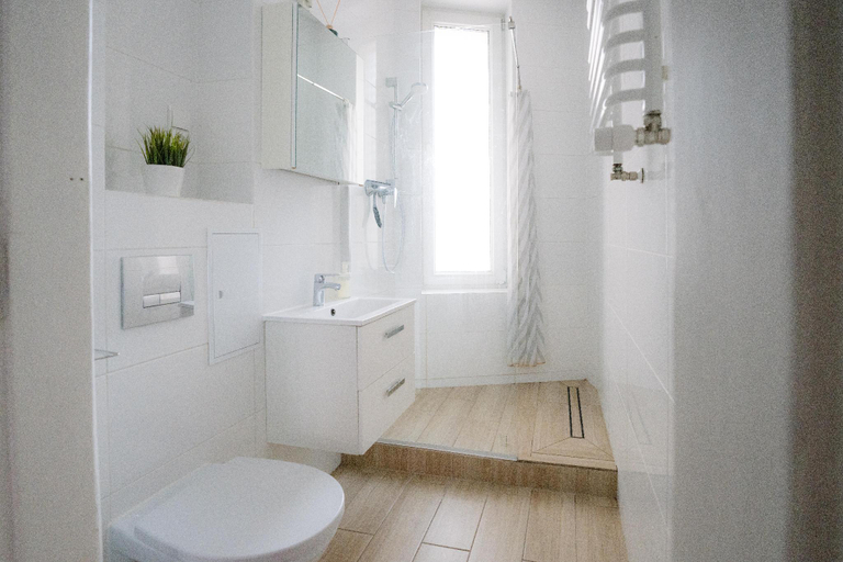 Bathroom 3, Restful Stay Apartment, Świecie