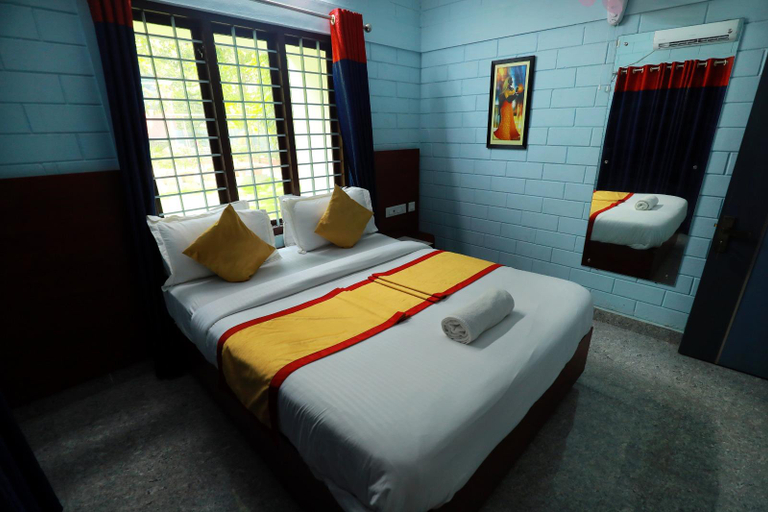 Bedroom 3, NARMADA HOMESTAY, Malappuram
