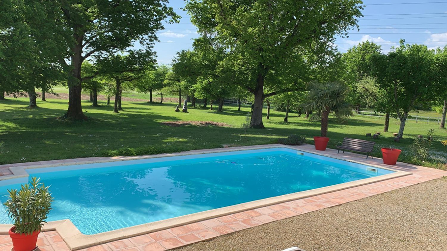 Sport & Beauty 2, Manoir de La Gravette Authentic French Manor Experience, Tarn-et-Garonne