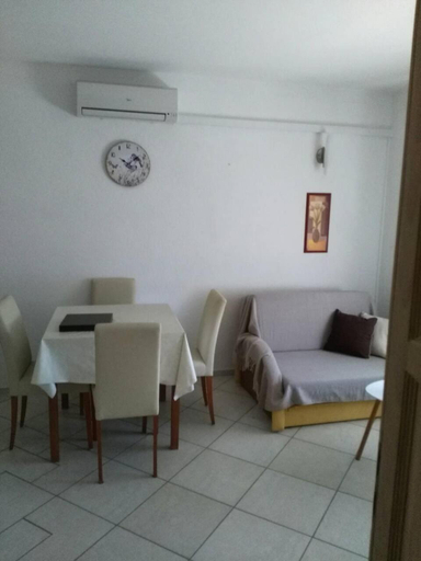 Others 5, Apartments Nera, Vodice
