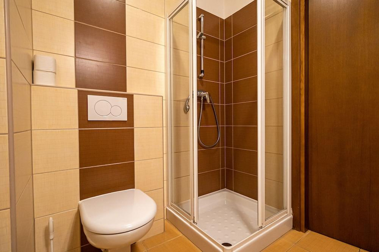 Bathroom 3, Fatrapark 2 Apartments House, Ružomberok