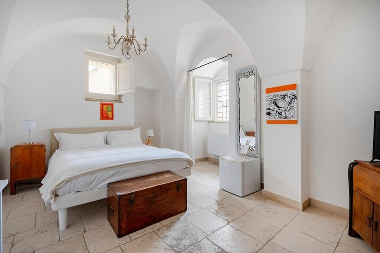 Others 3, B&B La Corte, Matera