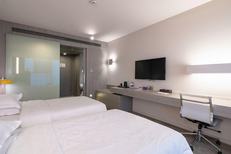 Bedroom 2, Jinjiang Metropolo Hotel Hangzhou East Railway Station, Hangzhou