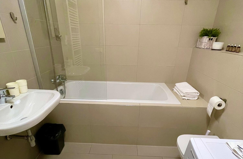 Bathroom 3, Lakepark Residence, Česká Lípa