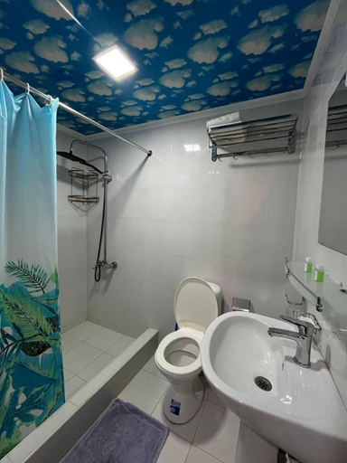 Bathroom 2, Polvon Ota Hotel, Xiva