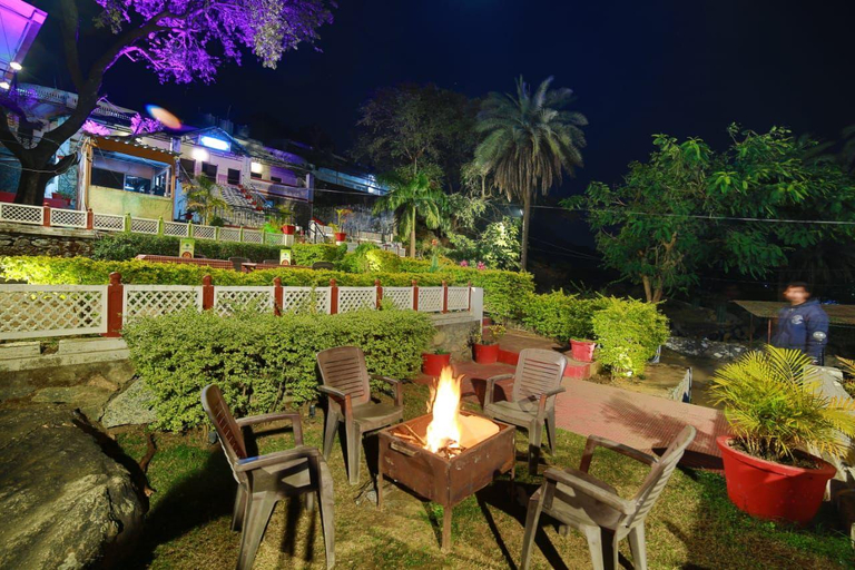 Food & Drinks, Hotel Chandravilas, Sirohi