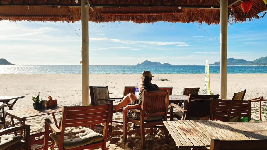 Food & Drinks 3, Lucky Spot Beach Bungalow, Sông Cầu