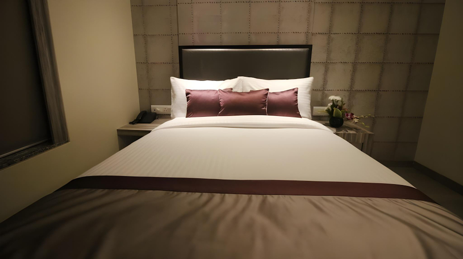 Bedroom 3, 7 Apple Hotel, Vadodara, Vadodara
