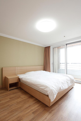 Bedroom 4, Kumho Hwasun Spa Resort, Damyang