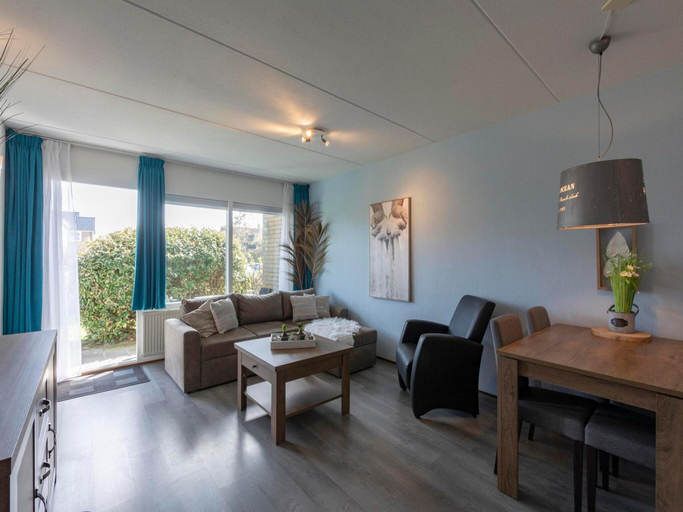 Others 5, Beachside Bliss in Callantsoog, Zijpe