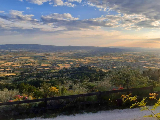 Others 5, Mobile Home by Lake Trasimeno with Pool, Perugia