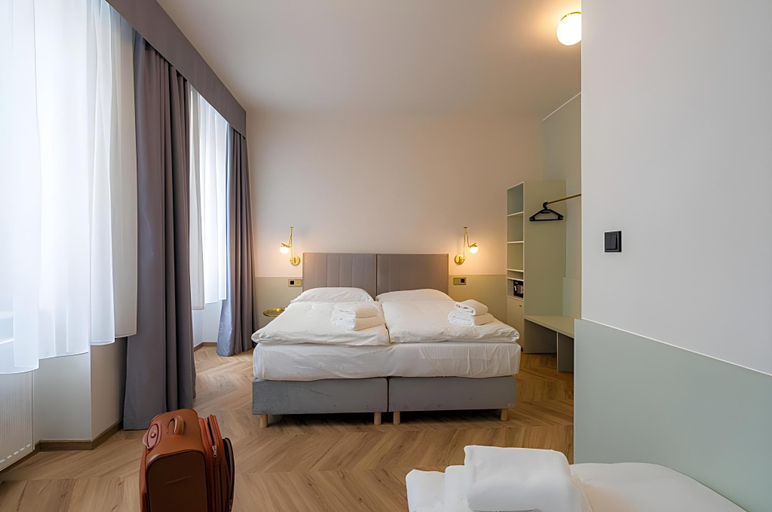Bedroom 3, Hotel Beranek, Praha 2