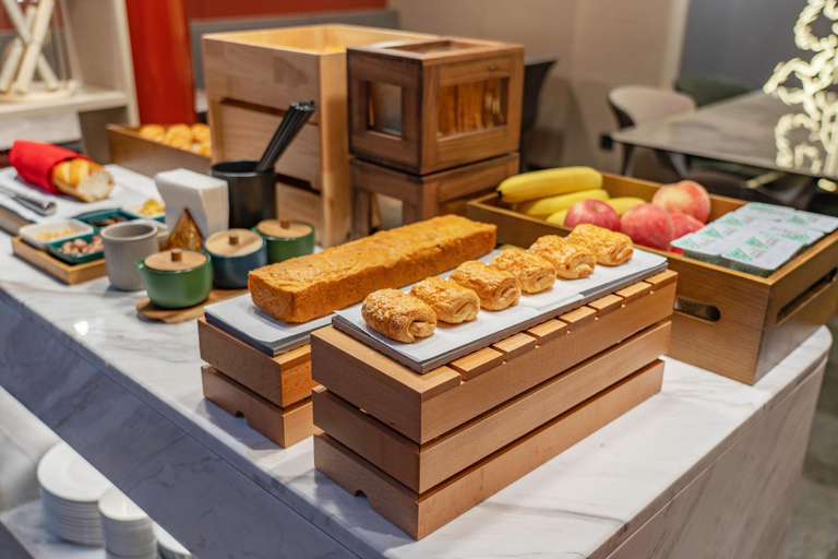Food & Drinks 5, Mercure Beijing Qianmen, Beijing