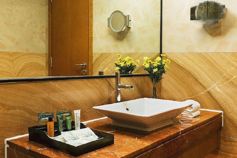 Bathroom 5, Royal Duke Cherrabah Hotel Zhongshan, Zhongshan
