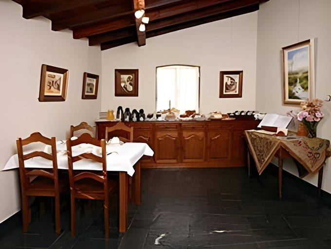 Food & Drinks 3, Quintal De Alem Do Ribeiro-Turismo Rural, Lousã