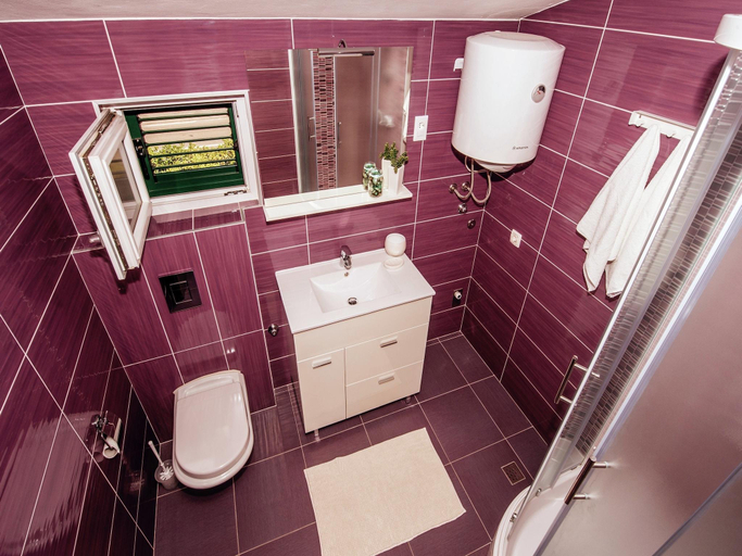 Bathroom 3, Awesome apartment in Zadarska županija w/ , Starigrad