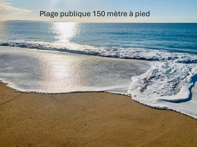 Others 3, STUDIO MODERNE LUMINEUX PROCHE CROISETTE A0B132, Alpes-Maritimes