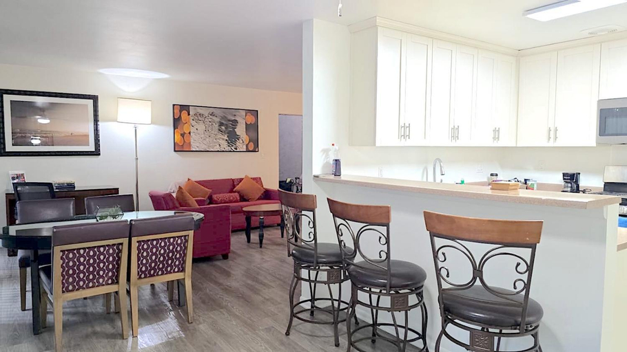 Kitchen 4, Santa Monica Executive Suites, Los Angeles