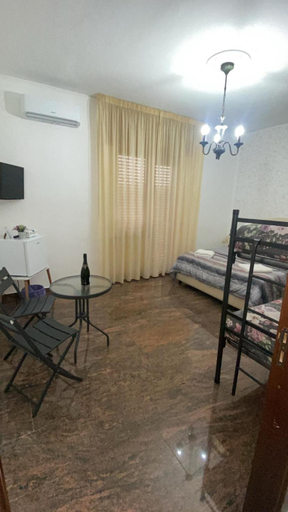 Others 3, Silvana House, Napoli