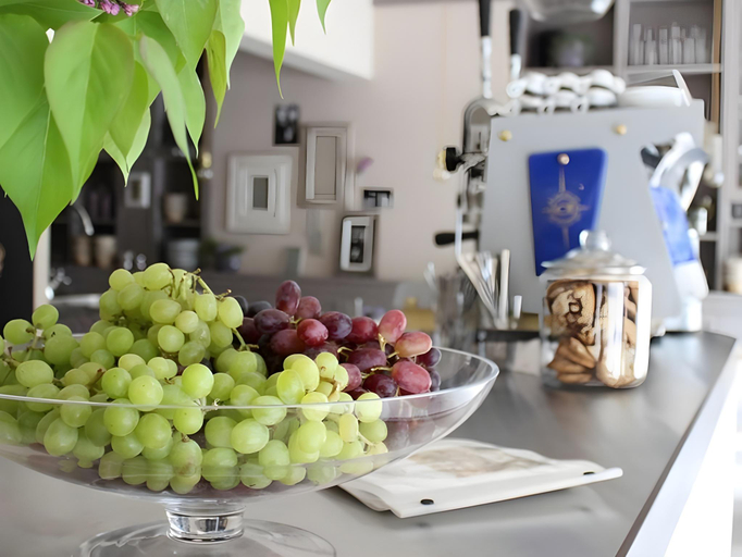 Food & Drinks 5, Schoenhouse Studios, Berlin