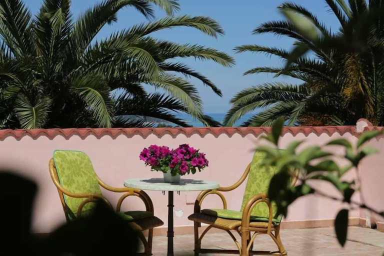 Others 4, B&B Hibiscus, Foggia