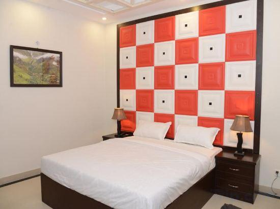 Bedroom 5, Gulberg Continental Hotel, Lahore