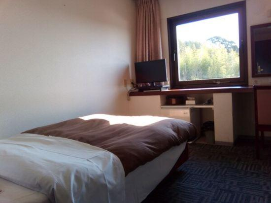 Others 3, Hotel Nahari, Nahari