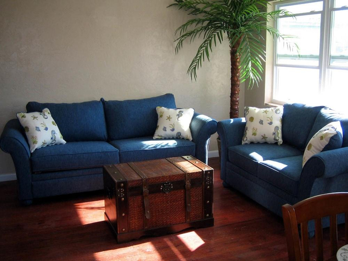 Others 5, Oasis Palms Resort, Pinellas