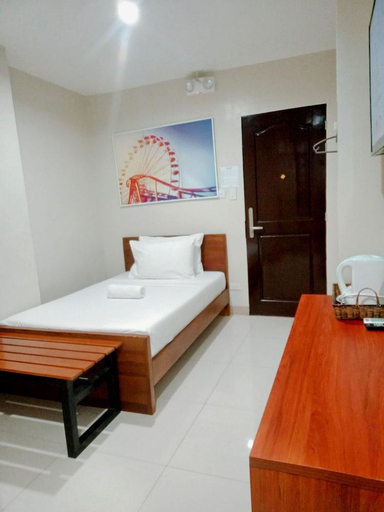 3, GRACE & RB HOTEL, Kalibo