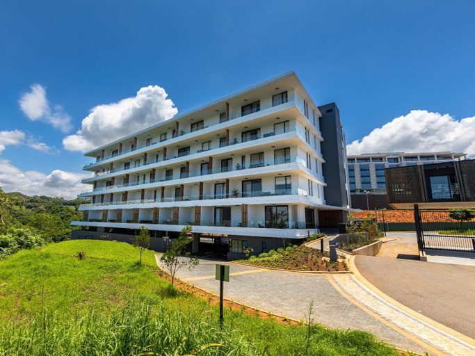 Others 5, Tyne Luxury Apartments, eThekwini
