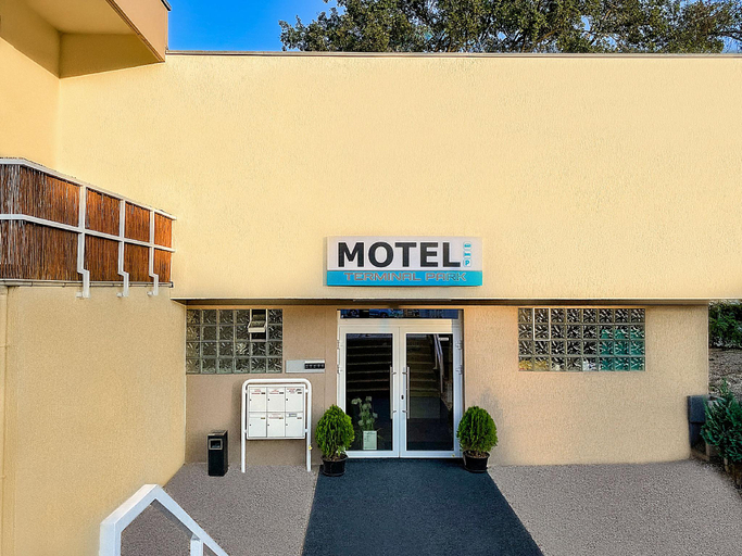 Exterior & Views 2, Terminal Park MOTEL, Groß-Gerau