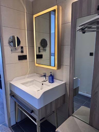 Bathroom, Hanting Hotel Longnan Cheng County Panxuan Road, Longnan
