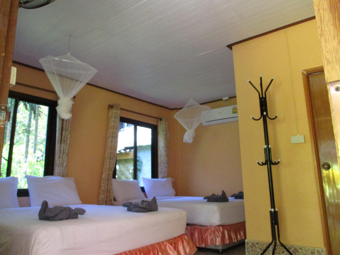 Bedroom 3, Khao Sok Island Resort, Phanom