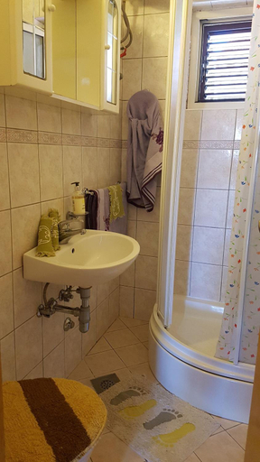 Bathroom 3, Rooms Roza, Jelsa