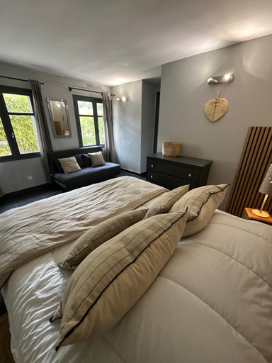 Bedroom 3, Home Cassis - Maison Les Calanques - Piscine chauffee a 30c, Bouches-du-Rhône