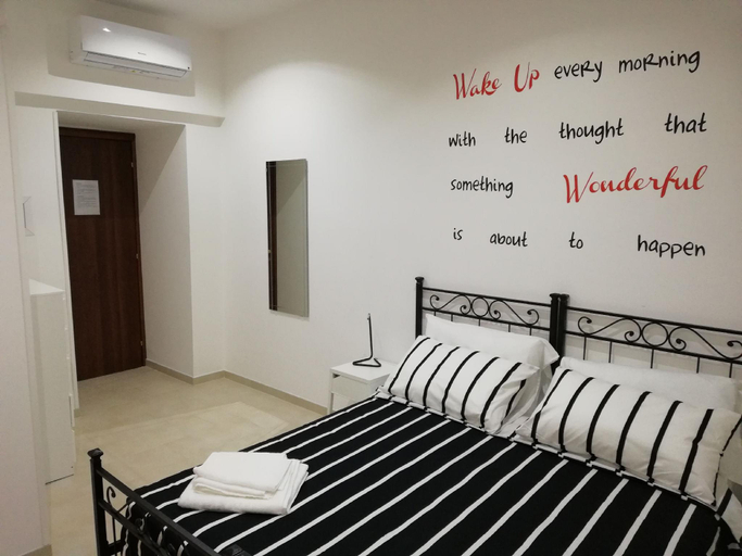 Bedroom 3, ImeraRooms, Roma